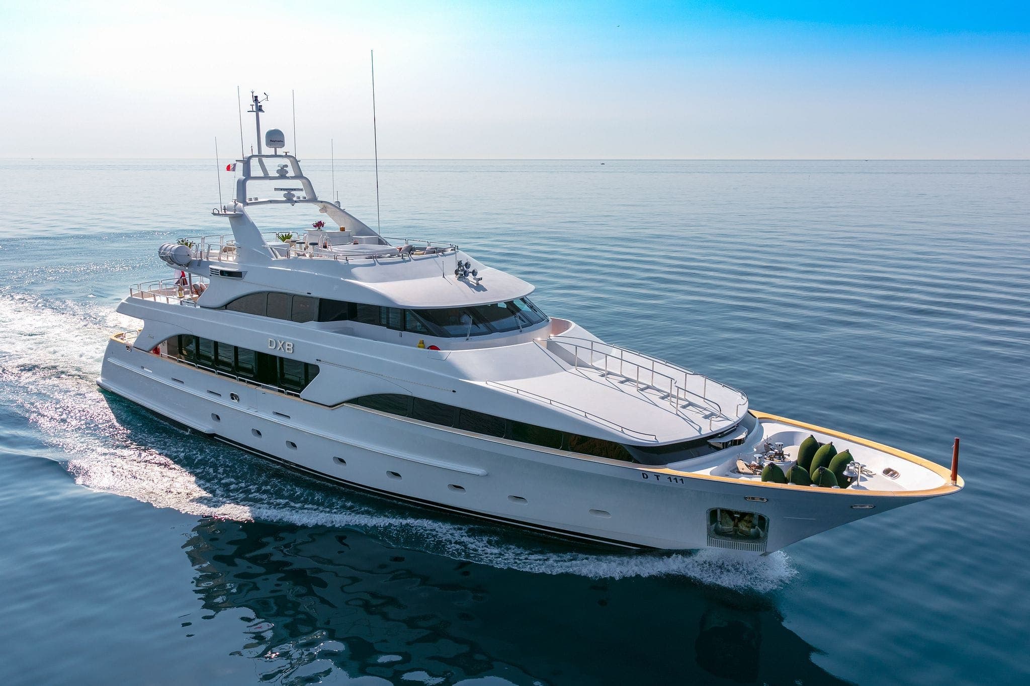 DXB motor yacht profile