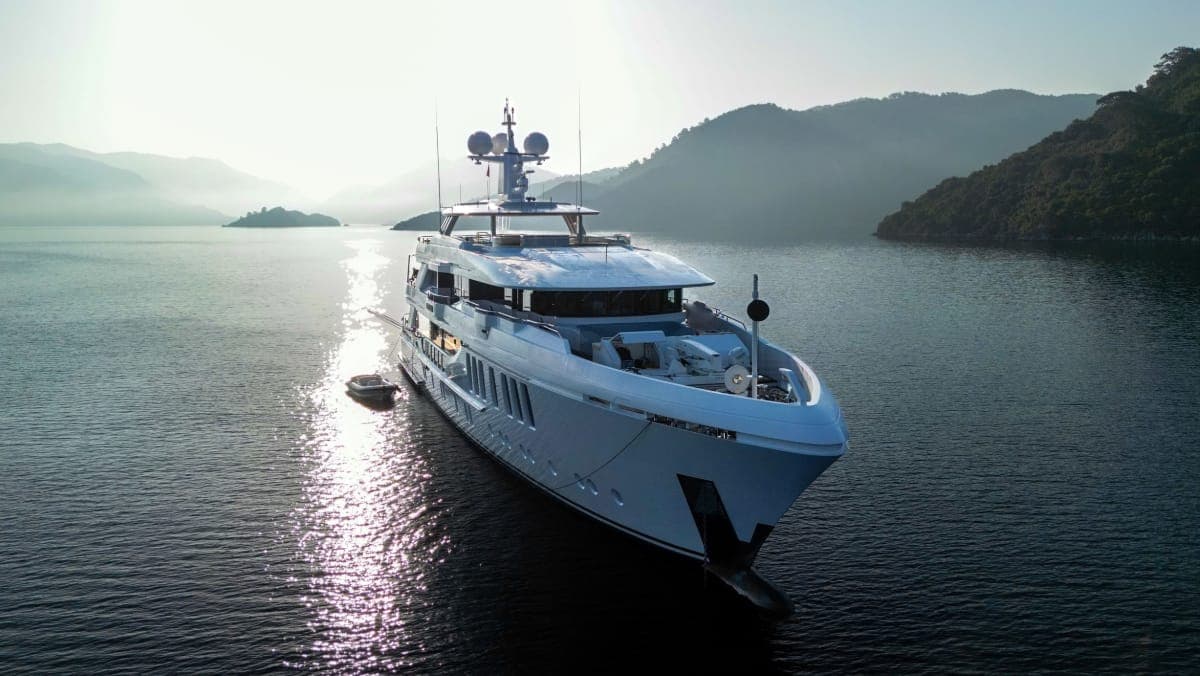 Fortuna superyacht at anchor