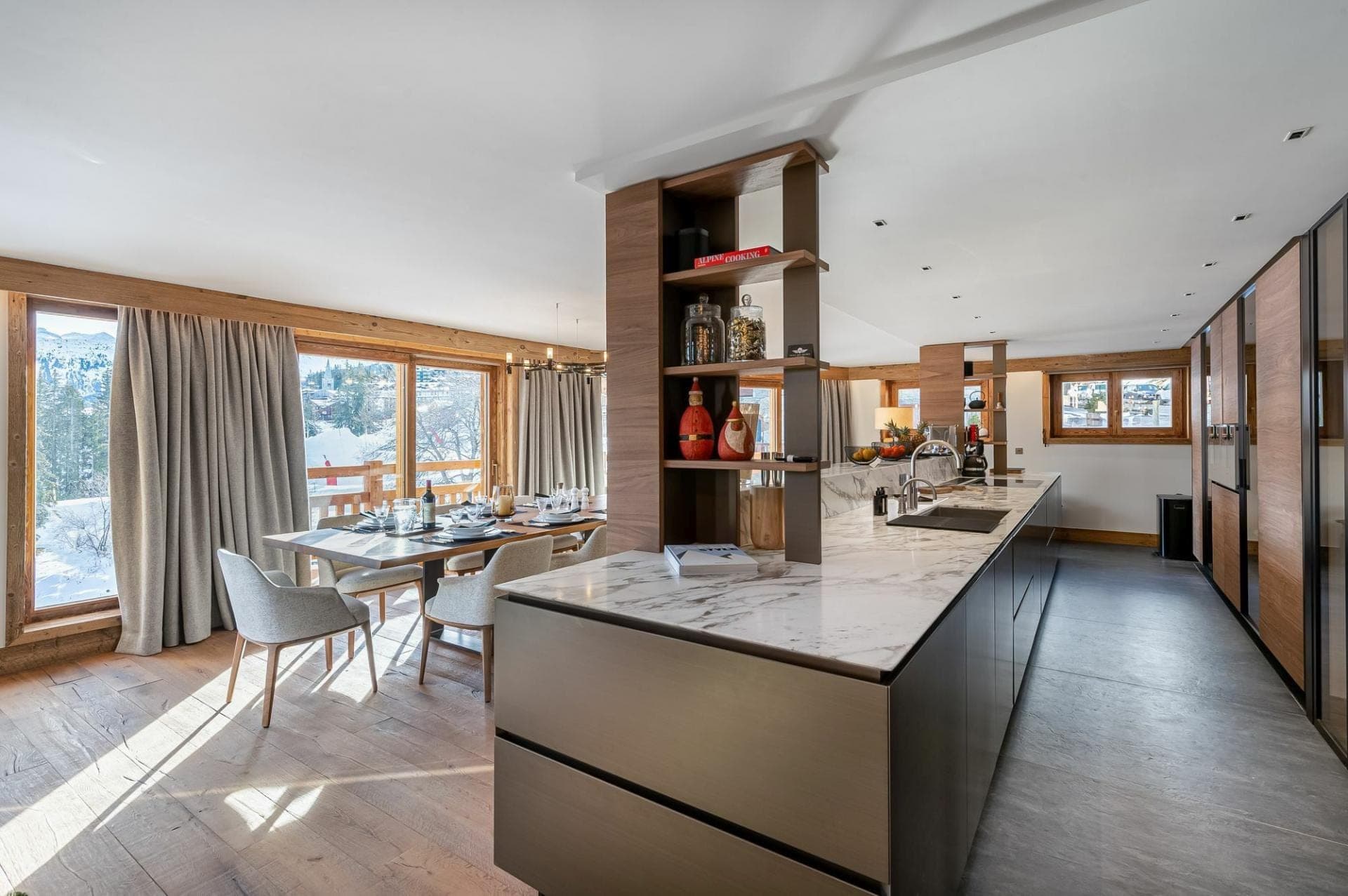 Chalet Nordéa bespoke kitchen with crafted joinery